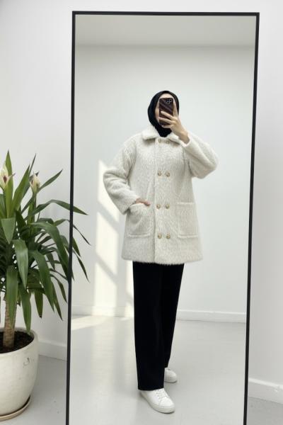 Düğmeli Cepli Ceket Krem