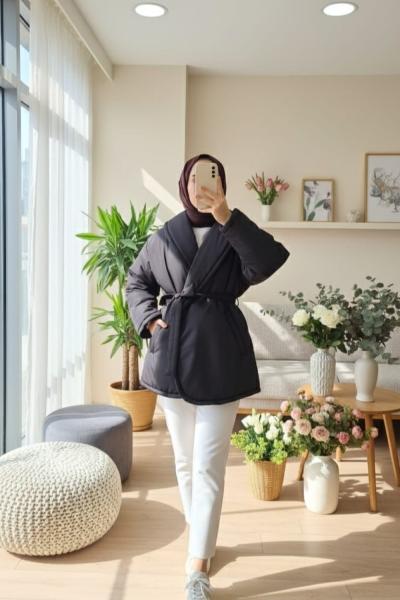 Düz kuşaklı şişme mont Siyah